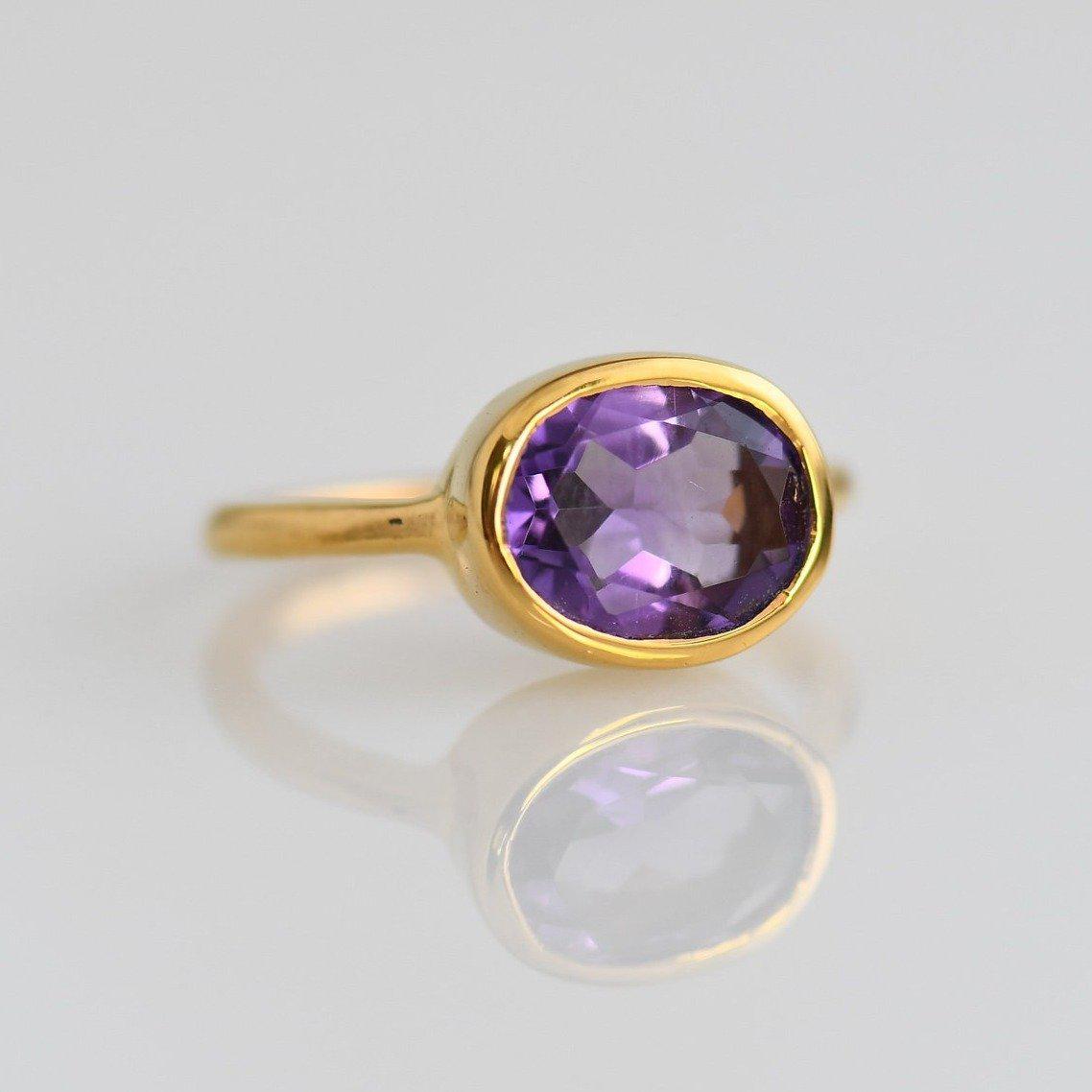 Amethyst Ring - Oval Ring - Bezel set ring - February Birthstone Ring - Gemstone Ring - Stacking Ring - Gold Ring - Bridal jewelry